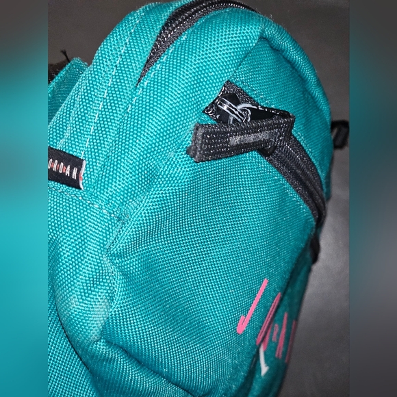 AIR JORDAN Retro Belted Teal Colored Bum Bag/Fanny Pack - Picture 5 of 14
